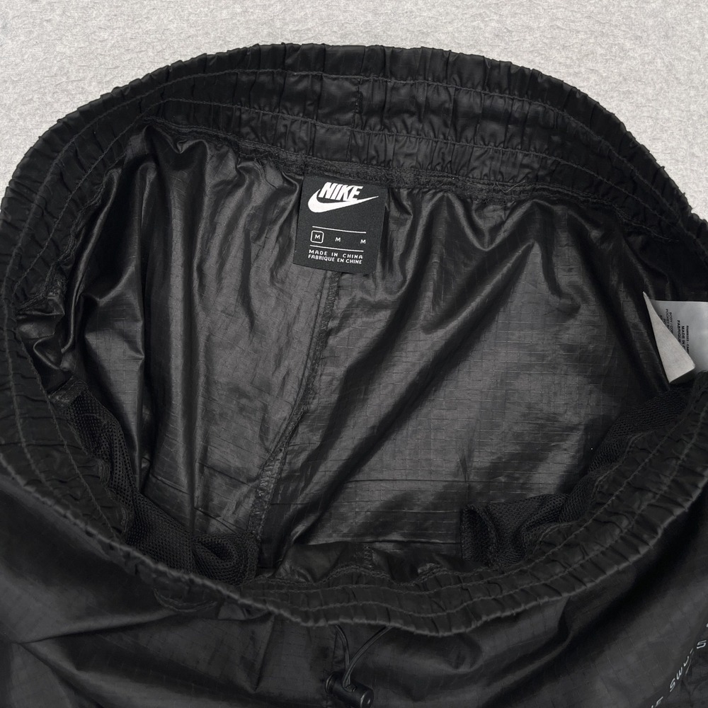 Nike Sportswear Swoosh Pants Mens Medium Black Woven Cargo Joggers CU3562-010 - Picture 9 of 16